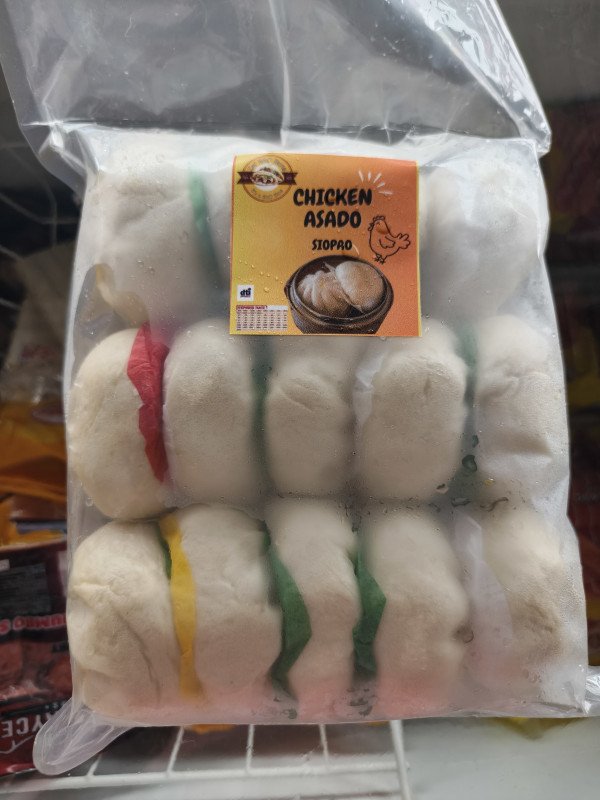 CHICKEN ASADO SIOPAO